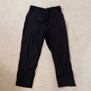 Dance Studio Mid-Rise Crop Pant